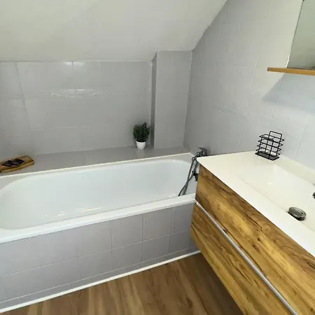 Les Pieds Dans L'eau - 4chambres 10personnes - & Proche